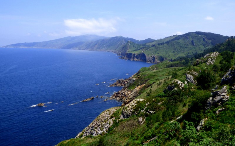 Spanish Basque coast:  where Ocean and mountains become one