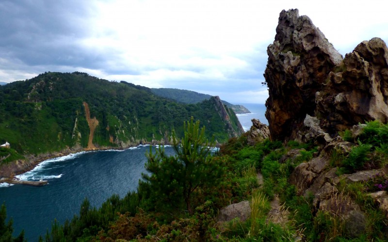 Spanish Basque coast:  where Ocean and mountains become one