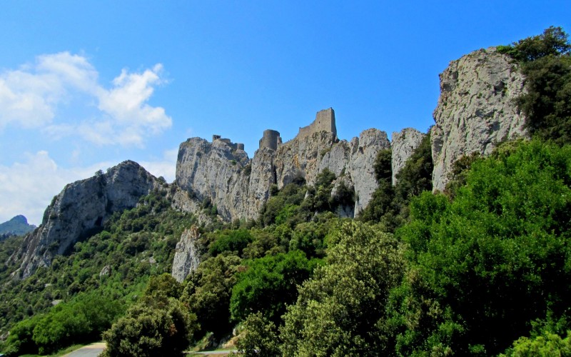 Cathare Country and its major sites : from Carcassonne to Foix