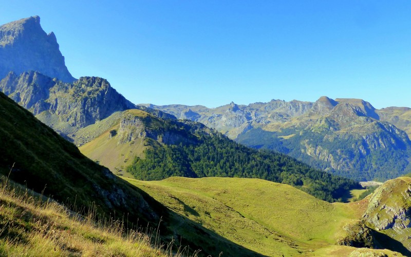 Vallée d'Aspe et Pic du Midi d'Ossau : Dolomites et Volcan des Pyrénées