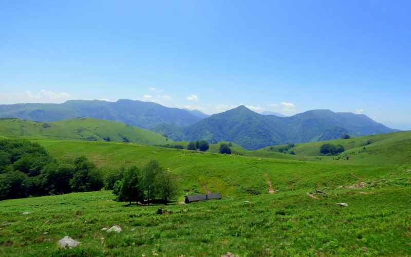 Traversée du Pays Basque à vélo : des montagnes à l'Océan